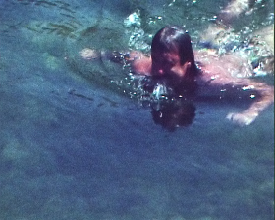 02-Kampos-1140-auftauchen im See-560 02-Kampos-1140-auftauchen im See-560