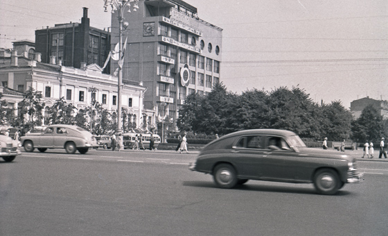 57-M01-0025-Iswestija-Gebäude-560 57-M01-0025-Iswestija-Gebäude-560