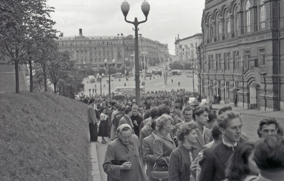 57-M03-0012-Straße rechts zum Roten Platz-1-560 57-M03-0012-Straße rechts zum Roten Platz-1-560