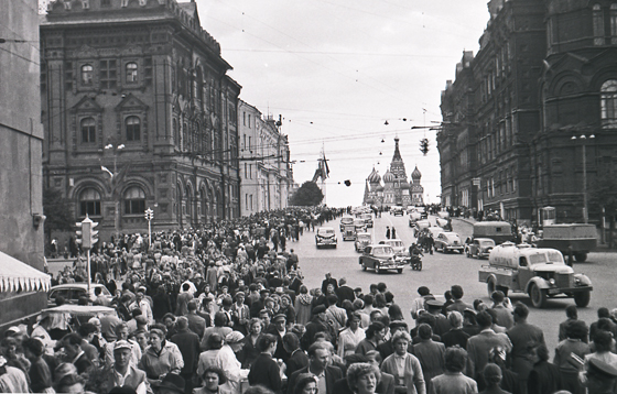 57-M06-0028-Straße zum Roten Platz linksrum-560 57-M06-0028-Straße zum Roten Platz linksrum-560