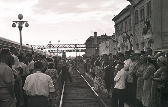 57-M09-0021-Minsk mit Brücke-560 57-M09-0021-Minsk mit Brücke-560