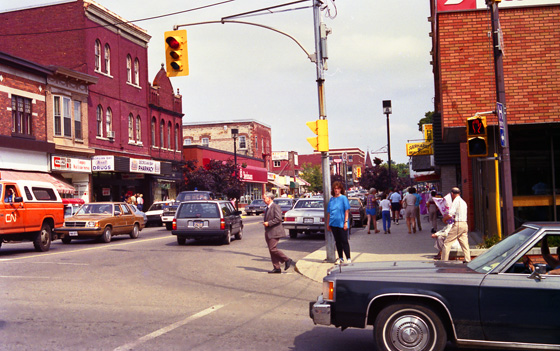 Canada (1986)-022-Kreuzung Seguin St+James St mit Hase-1-560 Canada (1986)-022-Kreuzung Seguin St+James St mit Hase-1-560