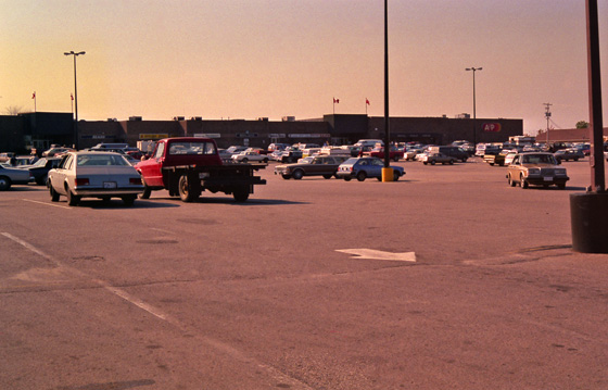 Canada (1986)-122-Parry Sound-Mall-Parkplatz-1-560 Canada (1986)-122-Parry Sound-Mall-Parkplatz-1-560
