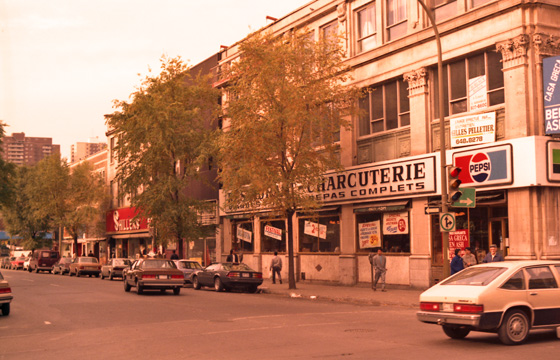 Canada (1986)-531-Montreal-Ben Ash von Außen 560 Canada (1986)-531-Montreal-Ben Ash von Außen 560