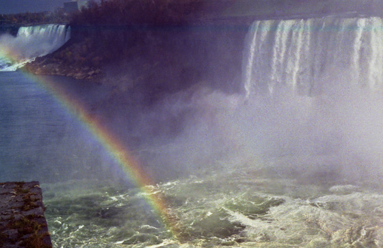 Canada (1986)-577-Niagara Falls-mit Regenbogen 560