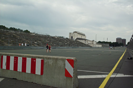 DSCI0252-Zeppelinfeld-1-560 DSCI0252-Zeppelinfeld-1-560