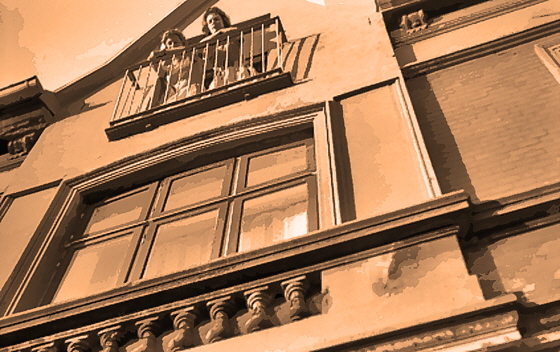 60-01-0063-Balkon mit 2 Mädels-Silver projects-1-560 60-01-0063-Balkon mit 2 Mädels-Silver projects-1-560