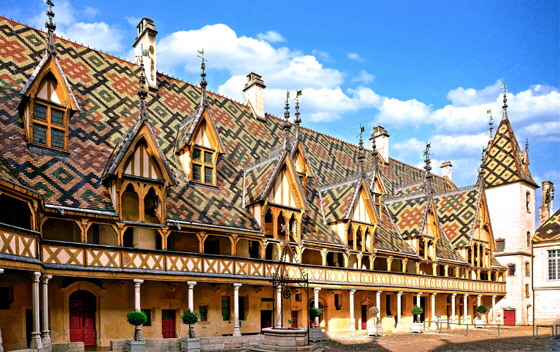 Beaune,_Hôtel-Dieu,_Hofgebäude-560 Beaune,_Hôtel-Dieu,_Hofgebäude-560