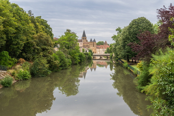Bourbince_in_Paray-le-Monial_(2)-560 Bourbince_in_Paray-le-Monial_(2)-560