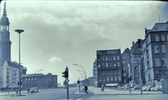 Hamburg 1960 - 005-Michel mit breiter Strae-Silver projects-2-560