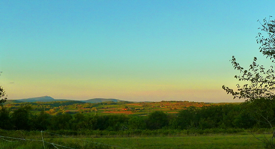 P1040764-Wasserwerk-abends-Berge im Hintergrund-560 P1040764-Wasserwerk-abends-Berge im Hintergrund-560