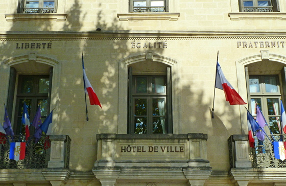 P1050134-Hôtel de Ville-560